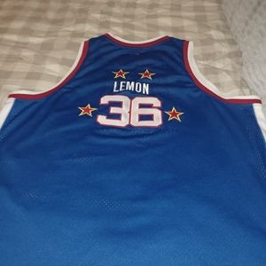 RARE Harlem Globetrotters lemon jersey